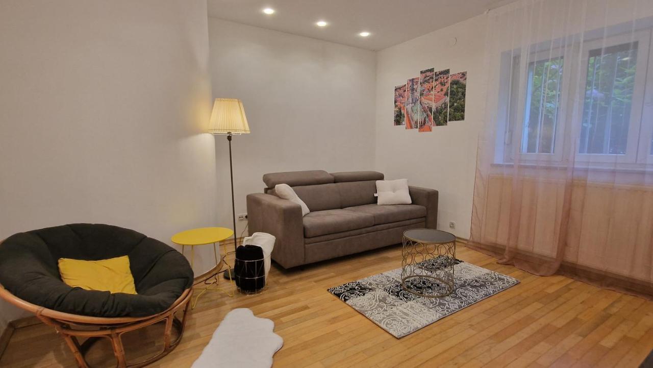 Apartman Roses 萨格勒布 外观 照片